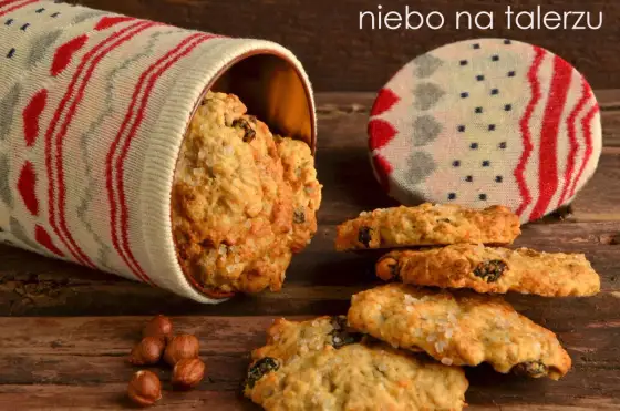 Jak zrobić ciastka owsiane? Prosty przepis i 7 wariantów!