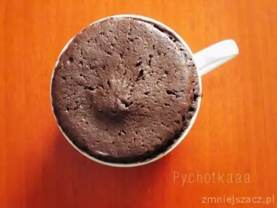 Ciastko w mikrofali: puszysty deser w 2 minuty (bez wpadek!)